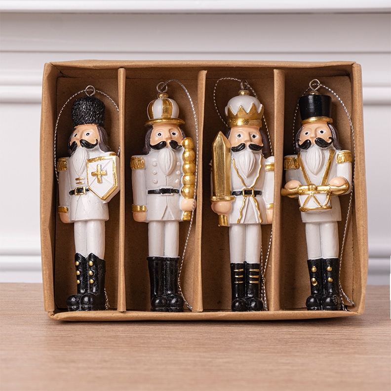 Resin Hanging Ornament Set